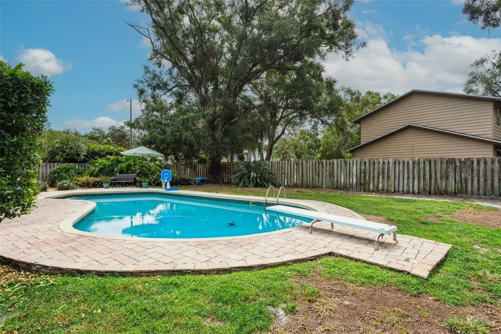 413 Montrose Avenue Temple Terrace FL 33617