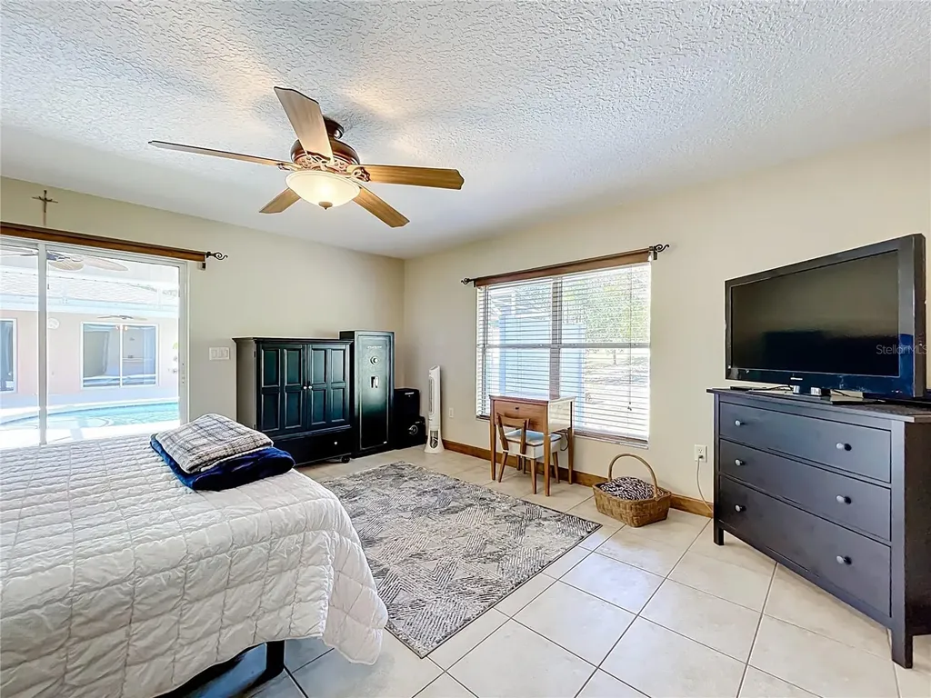 527 Sunnyside Drive Leesburg FL 34748