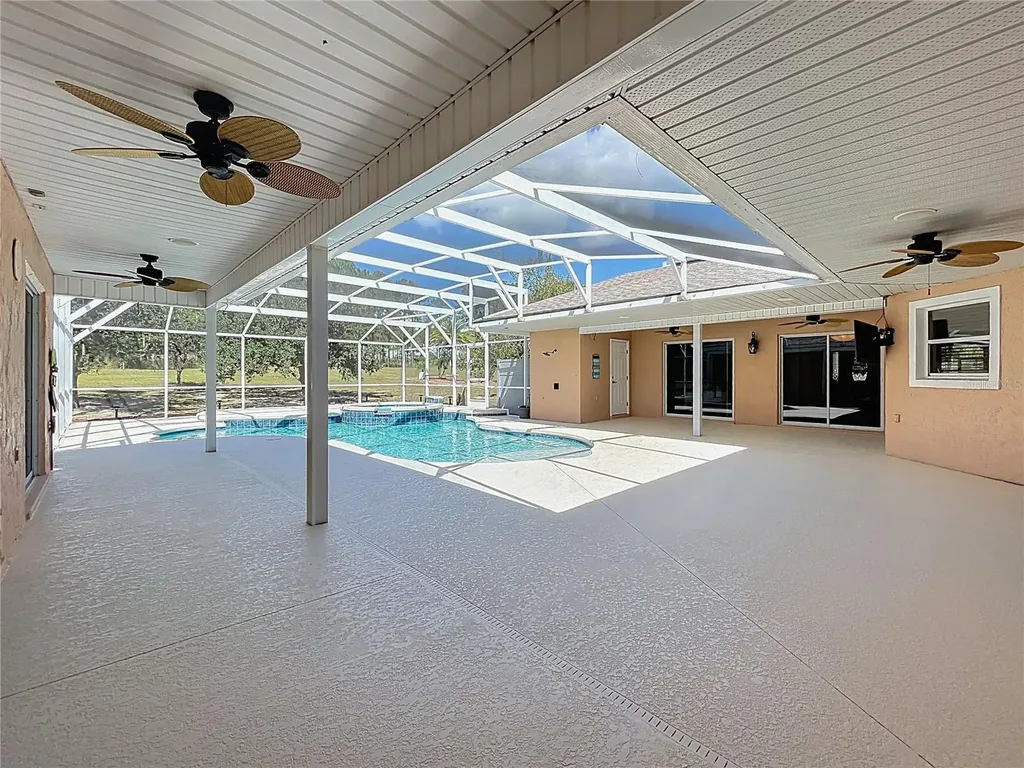 527 Sunnyside Drive Leesburg FL 34748