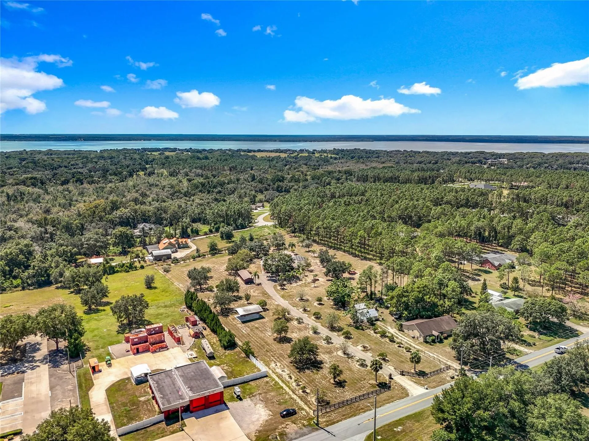 527 Sunnyside Drive Leesburg FL 34748