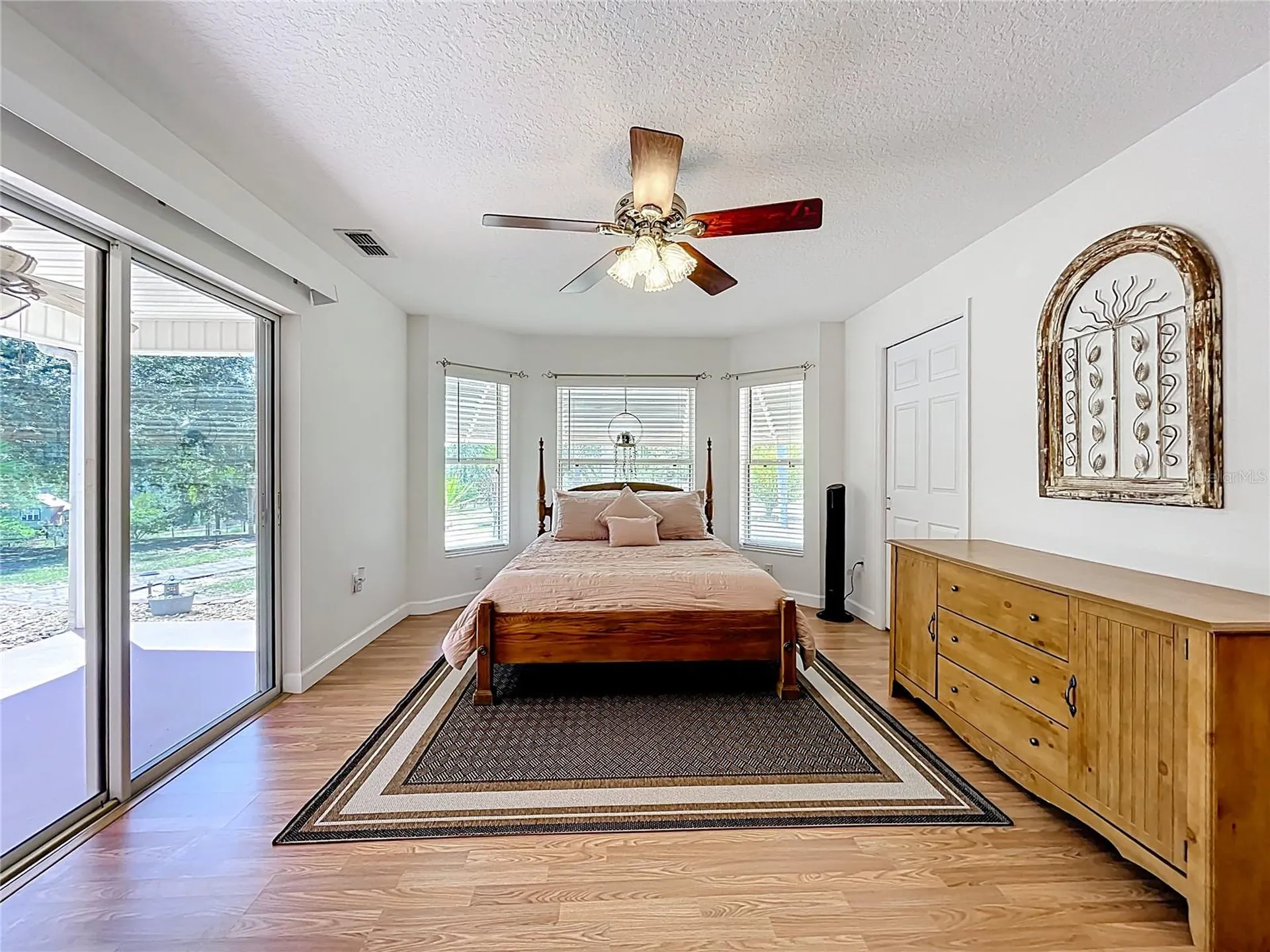 527 Sunnyside Drive Leesburg FL 34748