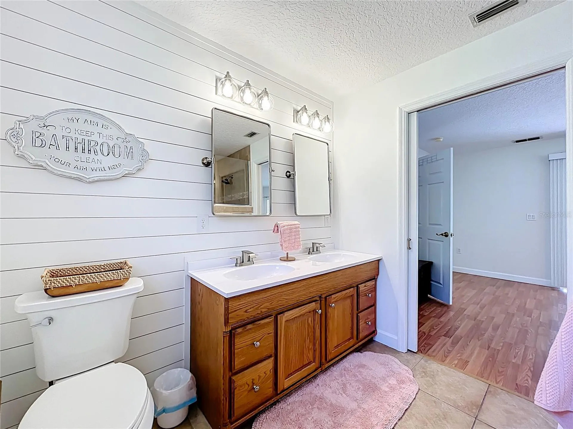527 Sunnyside Drive Leesburg FL 34748