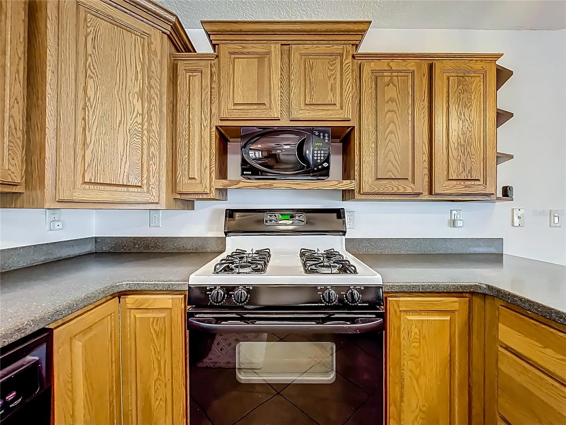 527 Sunnyside Drive Leesburg FL 34748