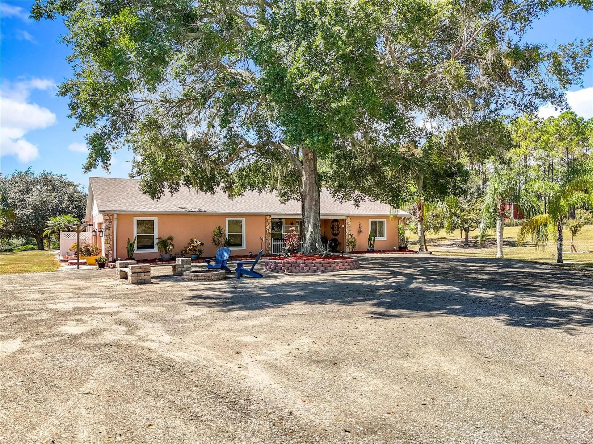 527 Sunnyside Drive Leesburg FL 34748
