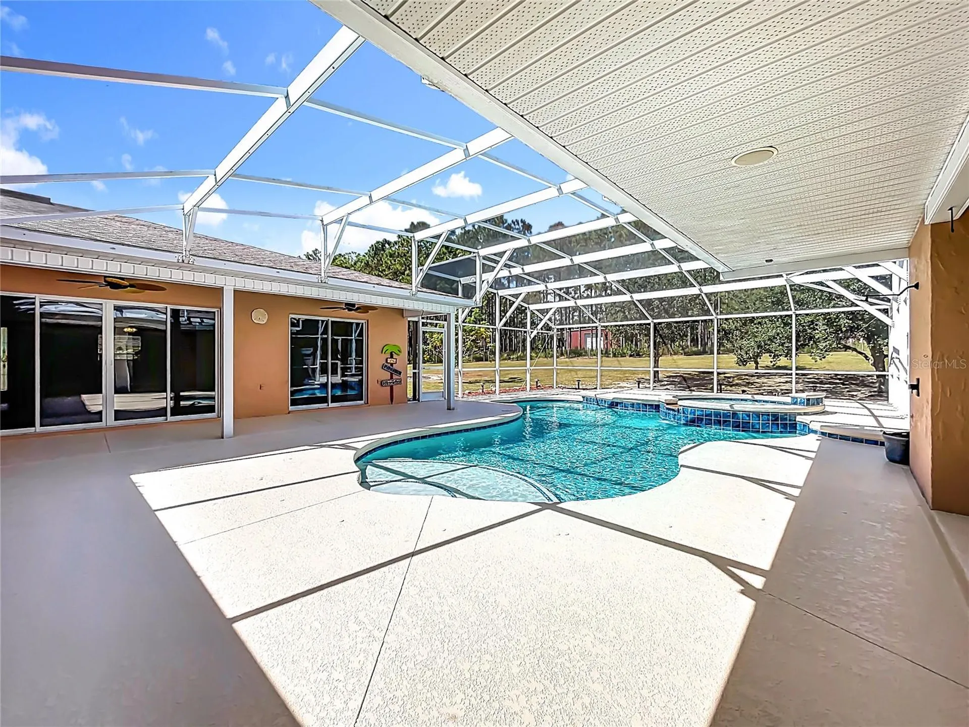 527 Sunnyside Drive Leesburg FL 34748