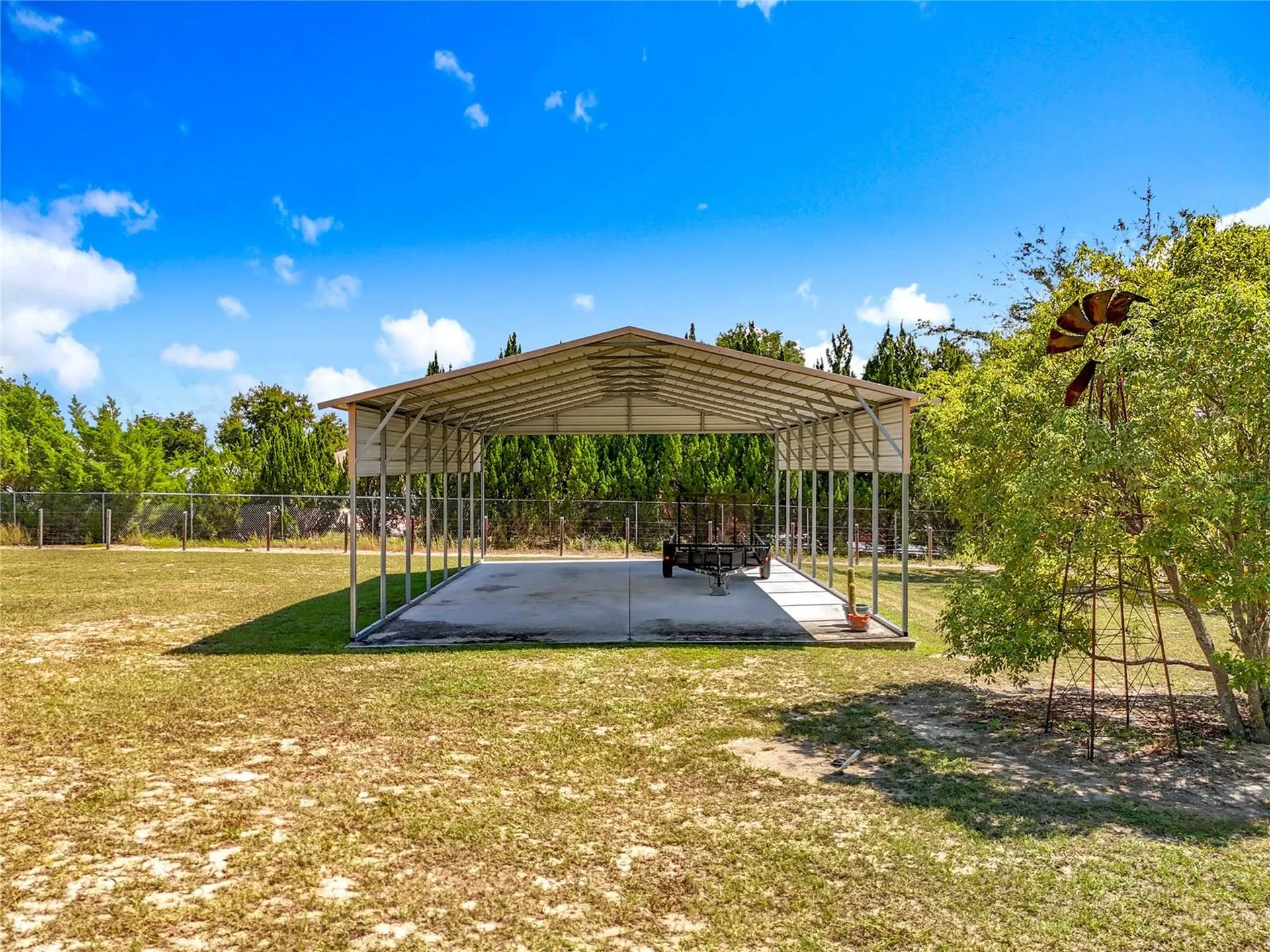 527 Sunnyside Drive Leesburg FL 34748
