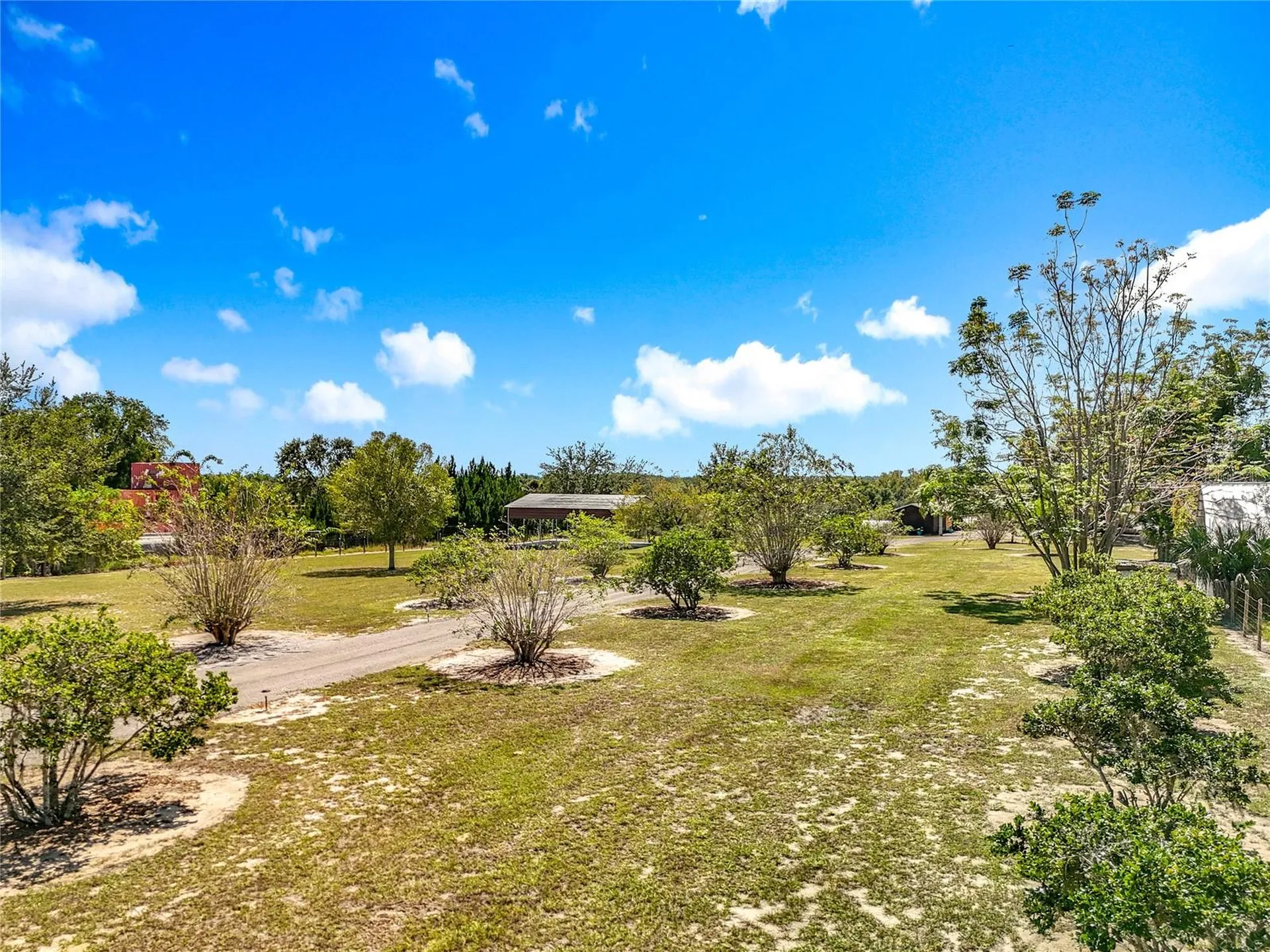 527 Sunnyside Drive Leesburg FL 34748