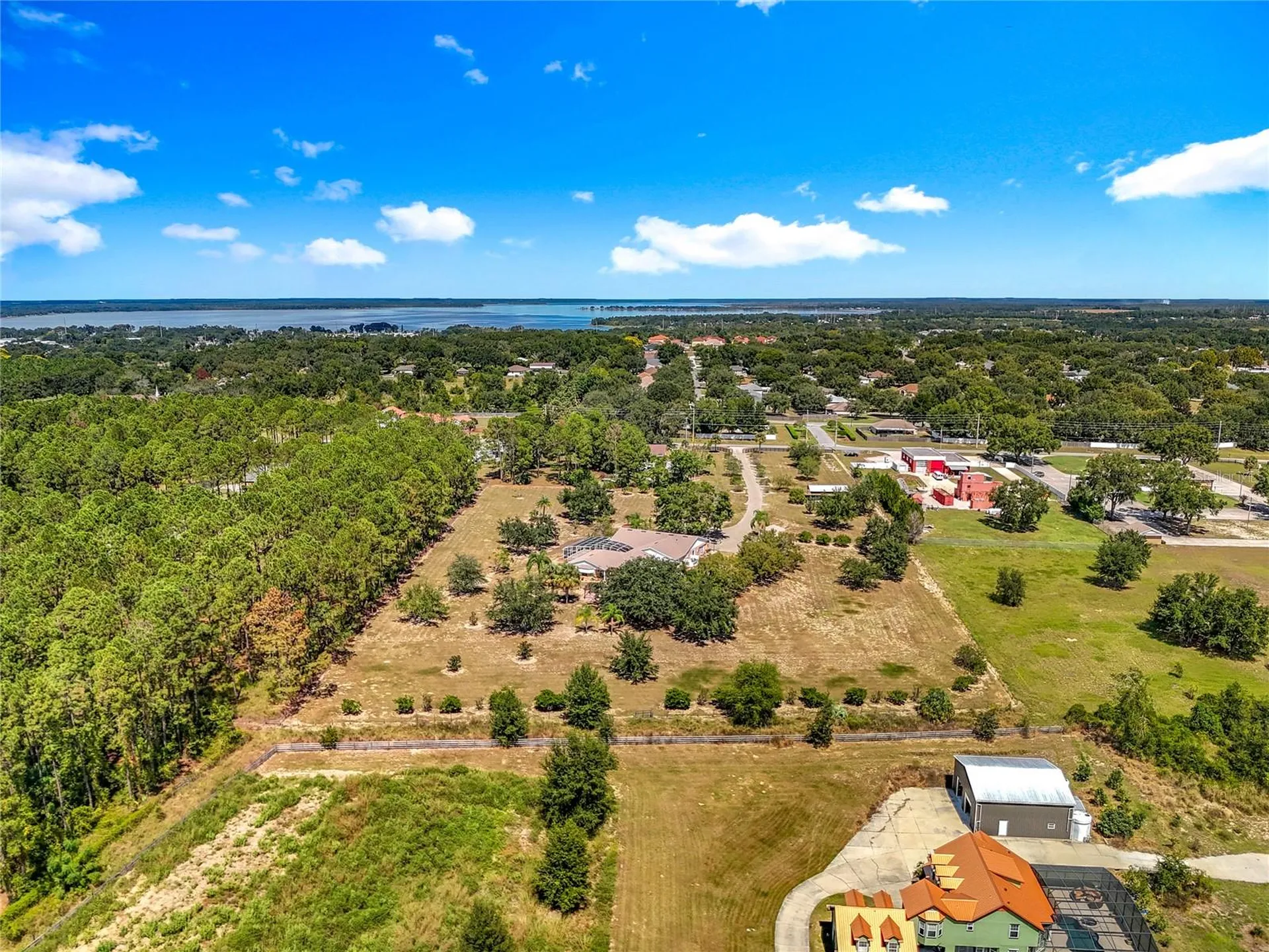 527 Sunnyside Drive Leesburg FL 34748