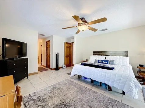 527 Sunnyside Drive Leesburg FL 34748
