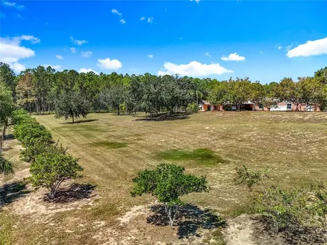 527 Sunnyside Drive Leesburg FL 34748