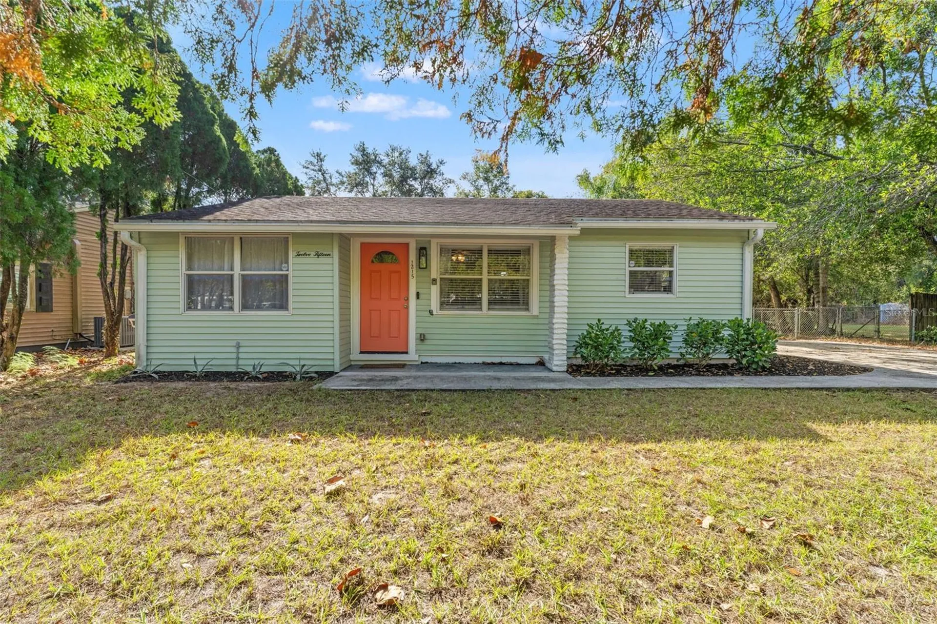 1215 E Lambright Street Tampa FL 33604