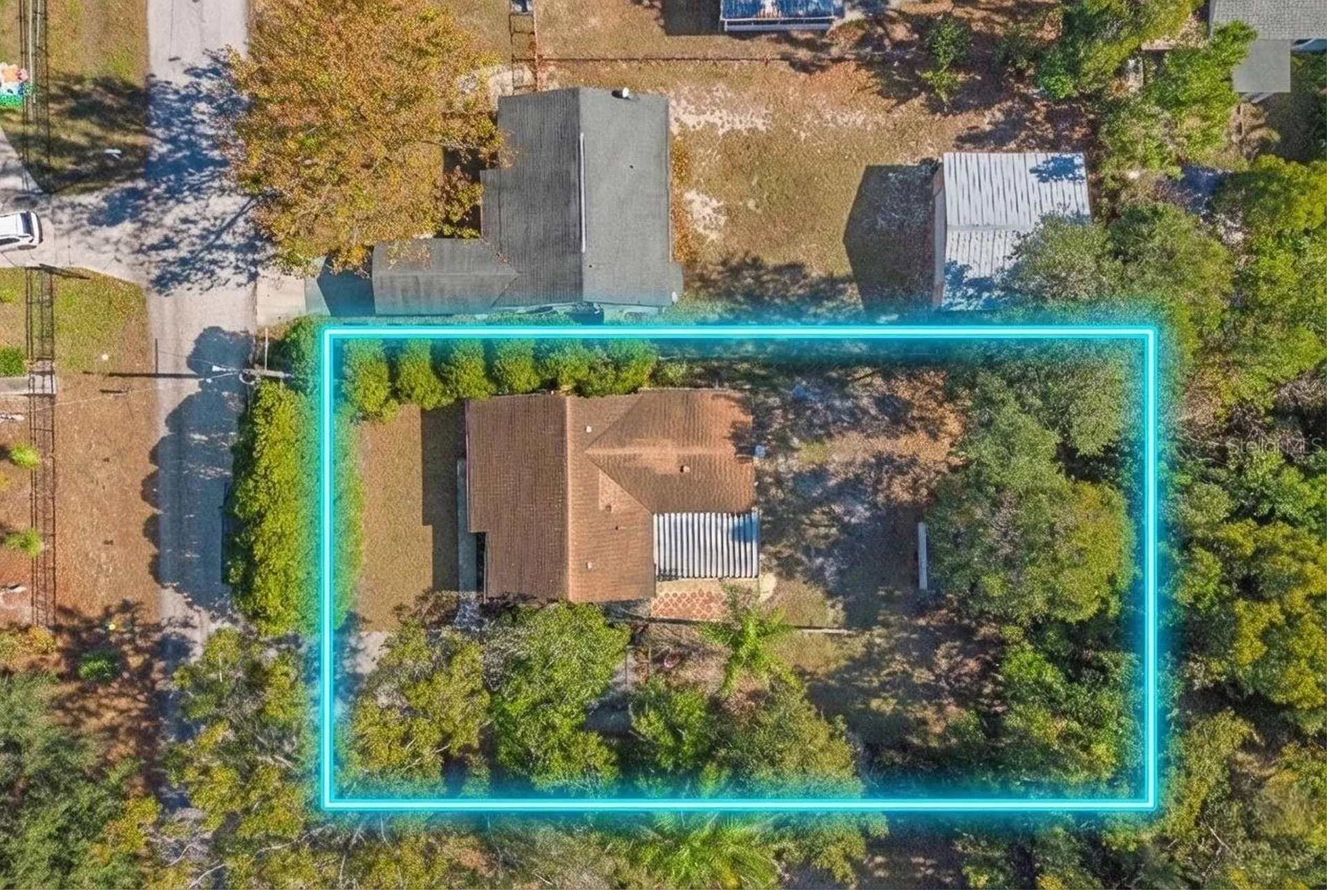 1215 E Lambright Street Tampa FL 33604