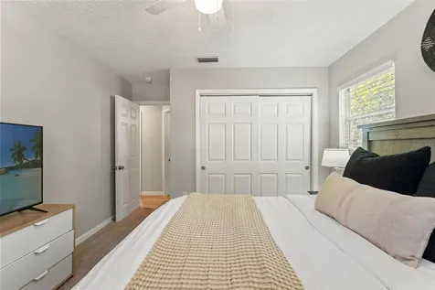 1215 E Lambright Street Tampa FL 33604
