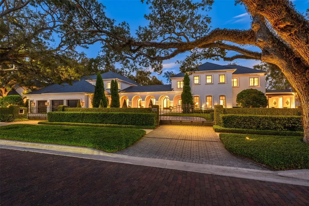 914 S Golf View Street Tampa FL 33629