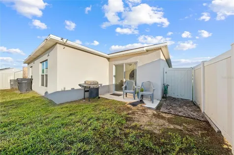 608 Meadow Bend Drive Davenport FL 33837