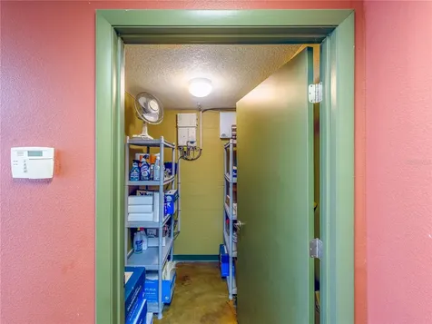 4313 W South Avenue Tampa FL 33614