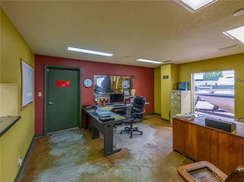 4313 W South Avenue Tampa FL 33614