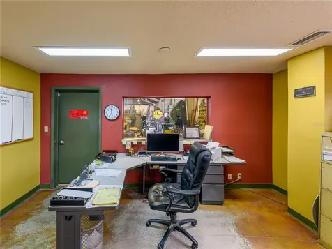 4313 W South Avenue Tampa FL 33614