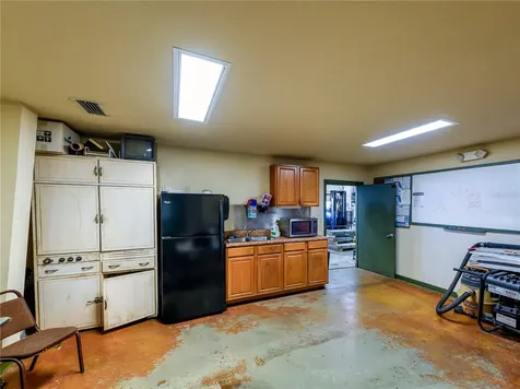 4313 W South Avenue Tampa FL 33614