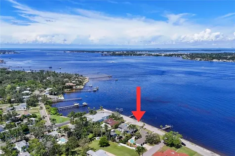 2507 Riverview Boulevard Bradenton FL 34205