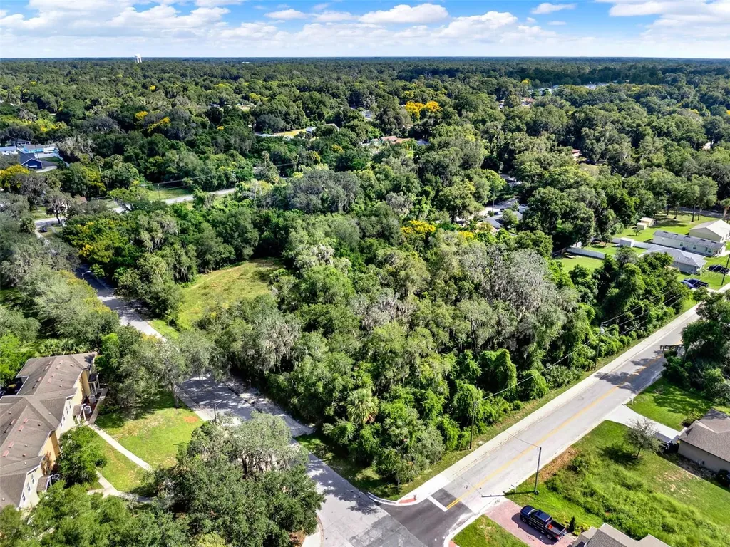 S Garfield Avenue Deland FL 32724