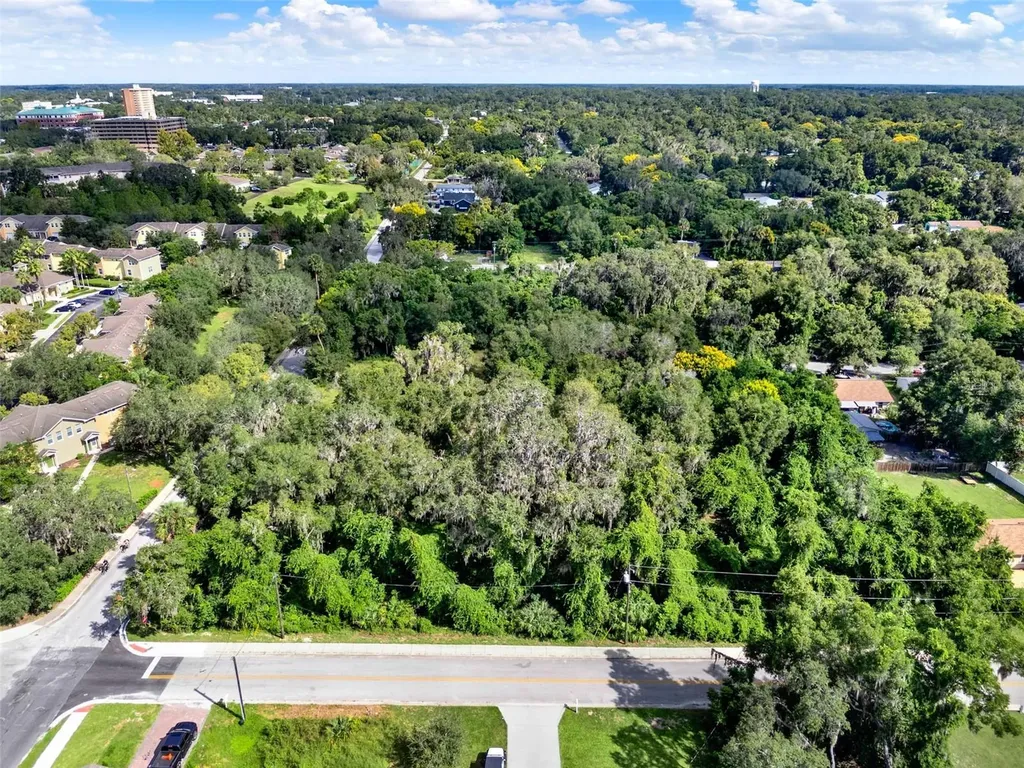 S Garfield Avenue Deland FL 32724