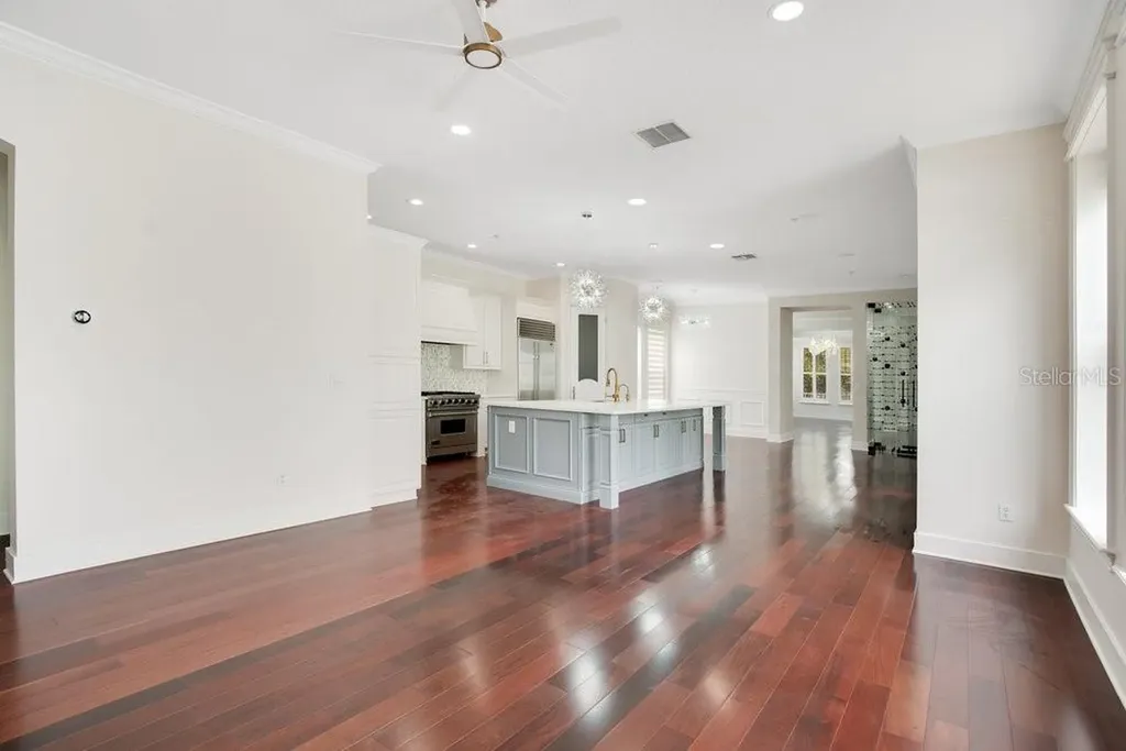 1131 Fern Avenue Orlando FL 32814