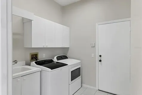 8708 Grey Oaks Avenue Sarasota FL 34238