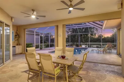 8708 Grey Oaks Avenue Sarasota FL 34238