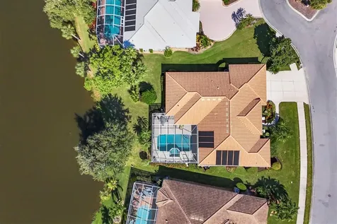 8708 Grey Oaks Avenue Sarasota FL 34238