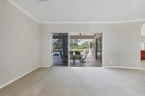 8708 Grey Oaks Avenue Sarasota FL 34238