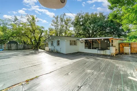 306 Fairmont Drive Sanford FL 32773