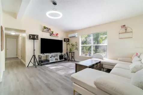 306 Fairmont Drive Sanford FL 32773