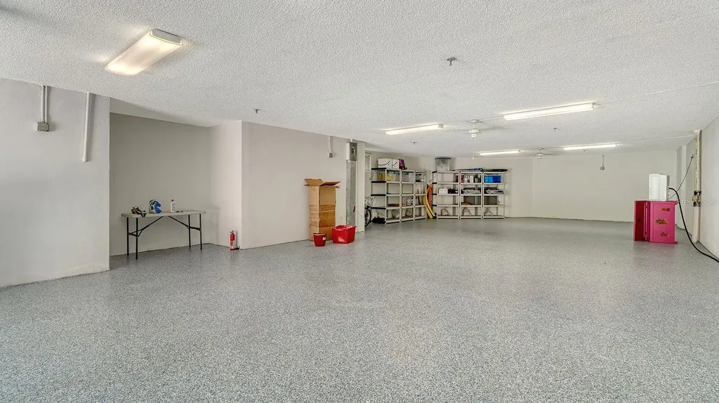 1922 Harbourside Drive Longboat Key FL 34228