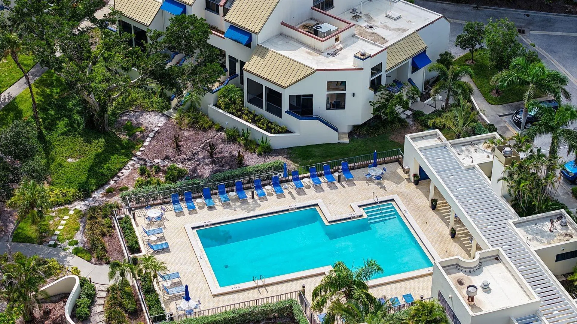 1922 Harbourside Drive Longboat Key FL 34228