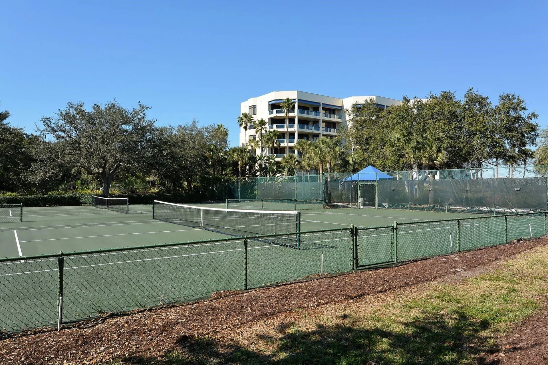 1922 Harbourside Drive Longboat Key FL 34228