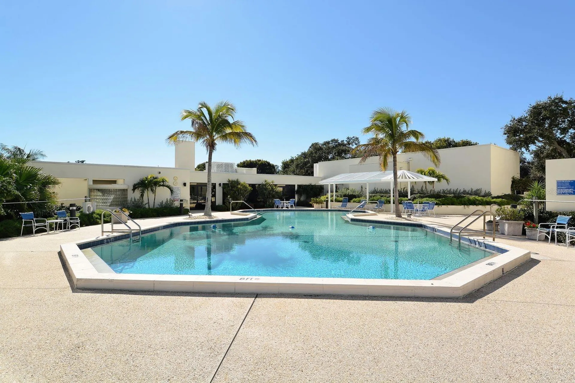 1922 Harbourside Drive Longboat Key FL 34228