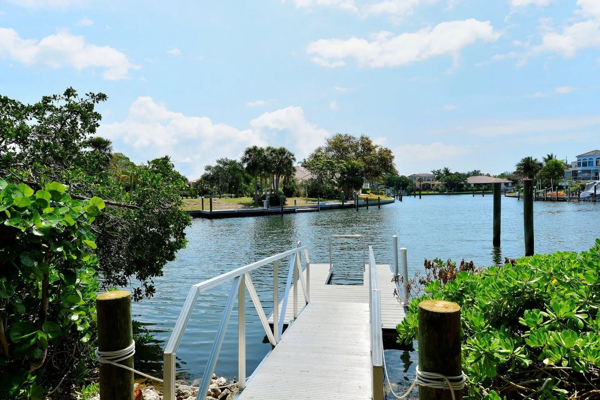 1922 Harbourside Drive Longboat Key FL 34228