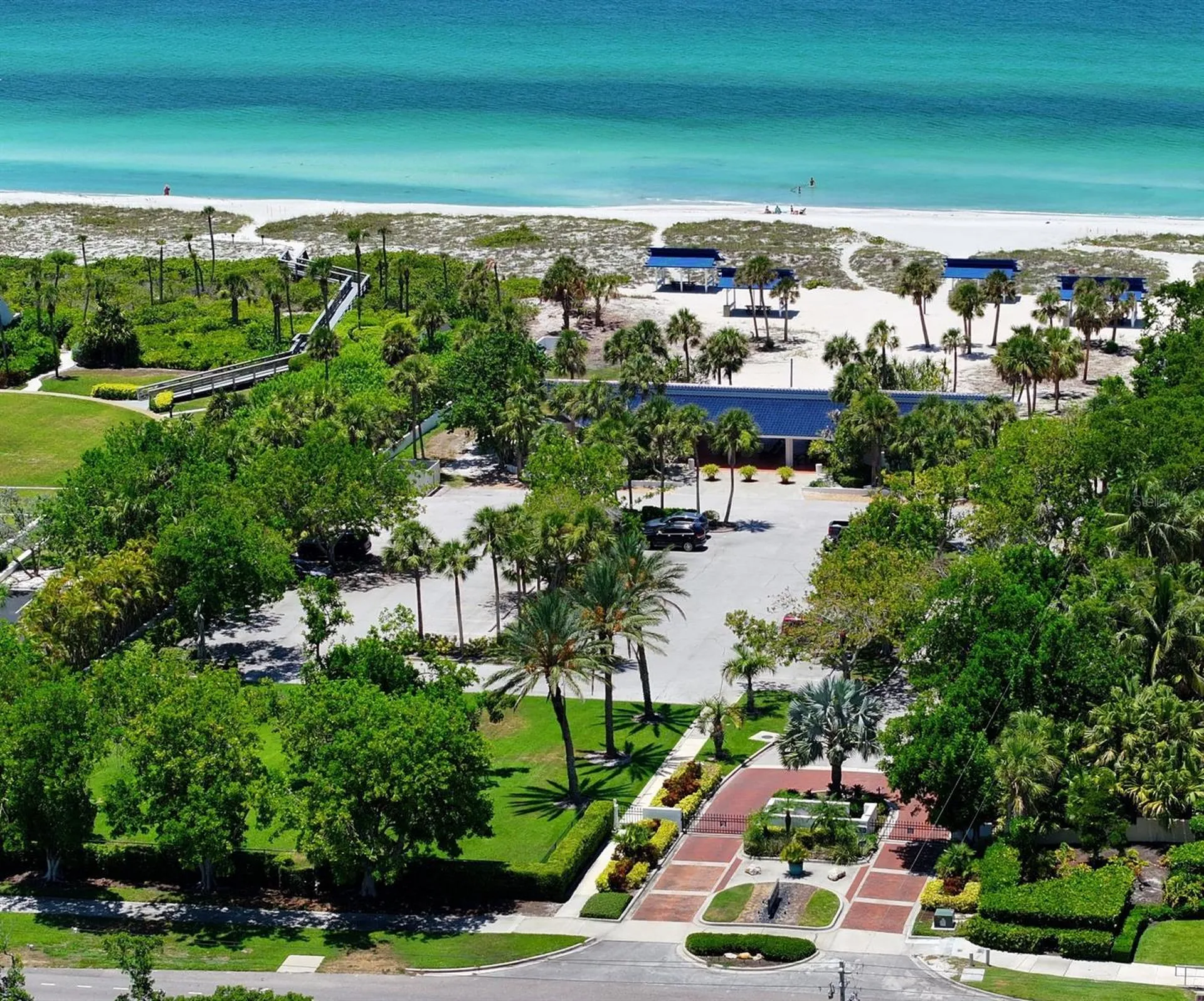 1922 Harbourside Drive Longboat Key FL 34228