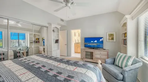 1922 Harbourside Drive Longboat Key FL 34228