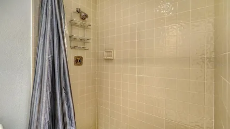 1922 Harbourside Drive Longboat Key FL 34228