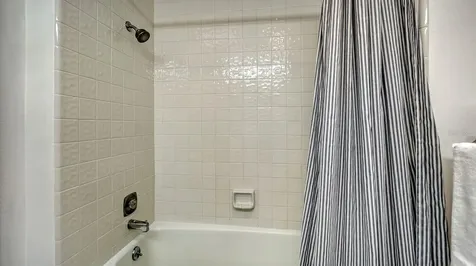 1922 Harbourside Drive Longboat Key FL 34228