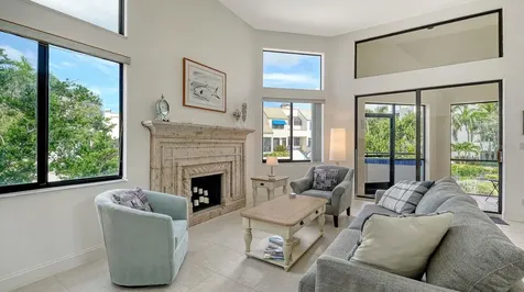 1922 Harbourside Drive Longboat Key FL 34228