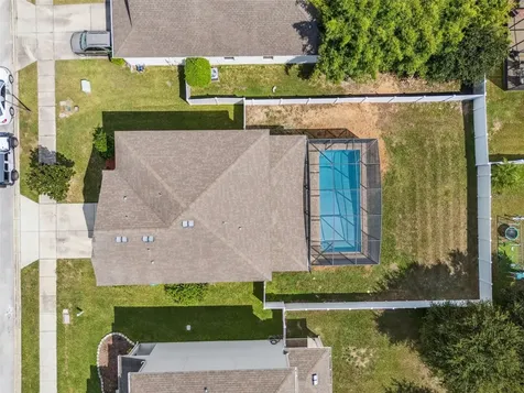 2566 Limerick Circle Grand Island FL 32735