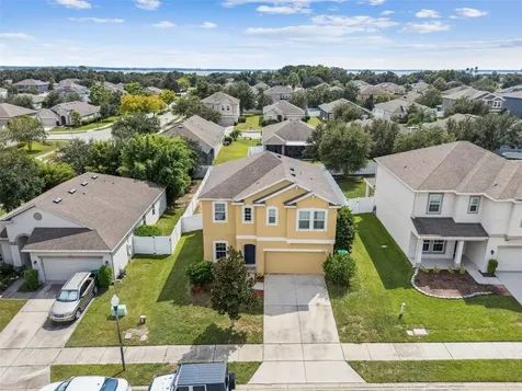 2566 Limerick Circle Grand Island FL 32735