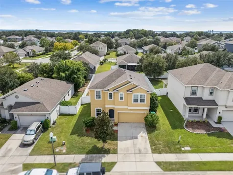 2566 Limerick Circle Grand Island FL 32735
