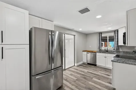 3220 Fairmount Drive Holiday FL 34691