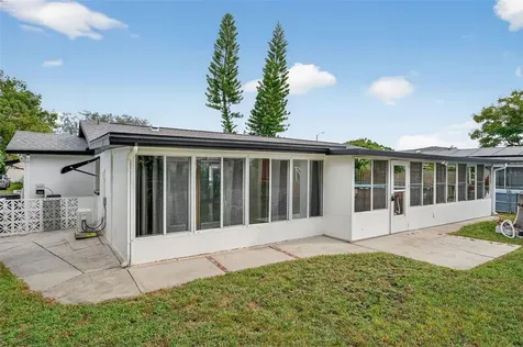 3220 Fairmount Drive Holiday FL 34691