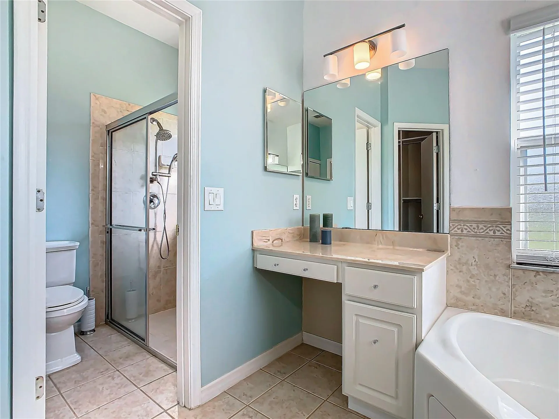 243 New River Drive Kissimmee FL 34759