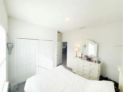 25 Zinnia Lane E Kissimmee FL 34759